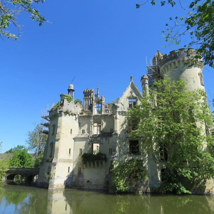 Coeur De Village Commerces Proximite Center Parcs Les-Trois-Moutiers 外观 照片