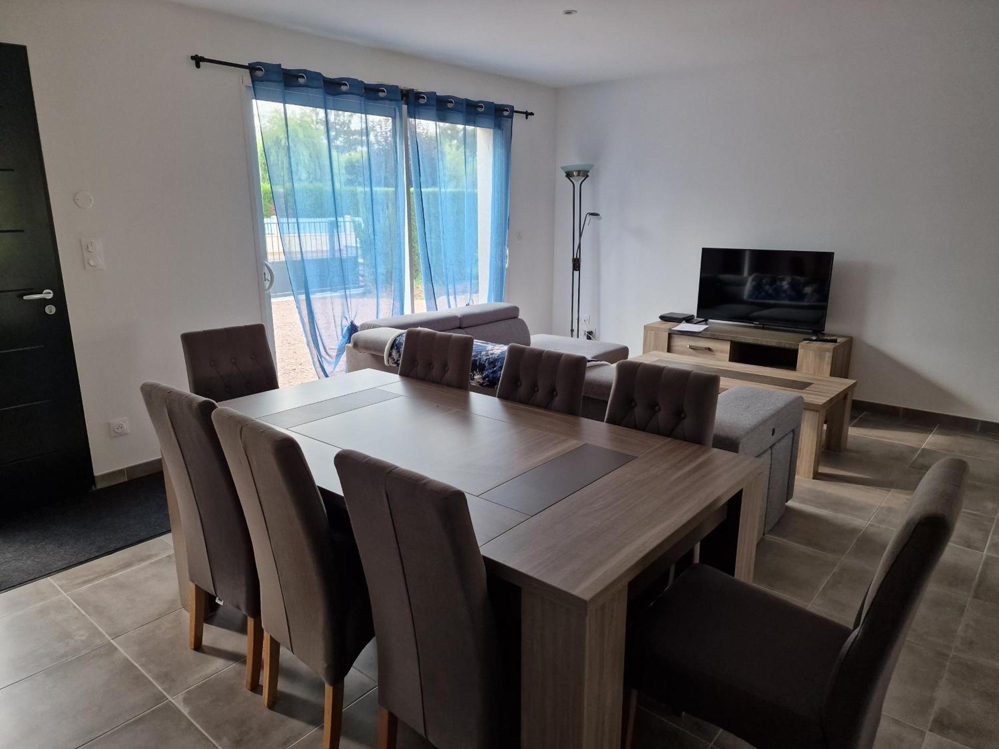 Coeur De Village Commerces Proximite Center Parcs Les-Trois-Moutiers 外观 照片