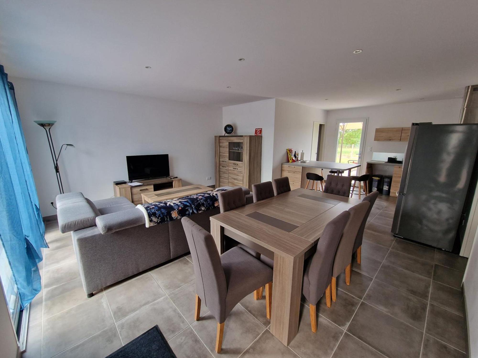 Coeur De Village Commerces Proximite Center Parcs Les-Trois-Moutiers 外观 照片